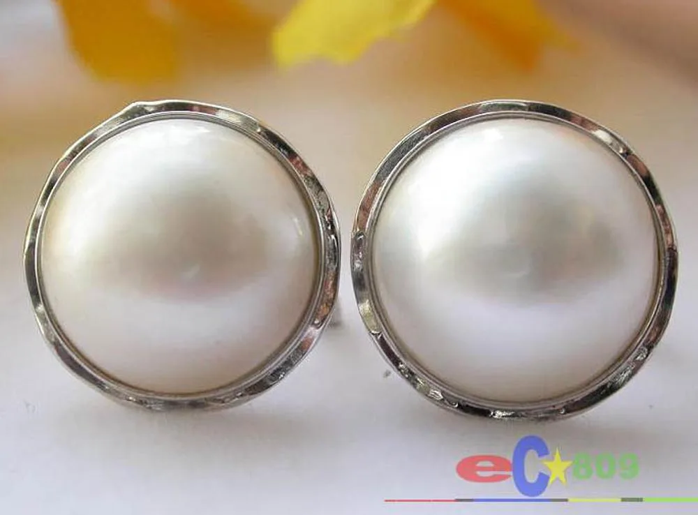 

P1706 REAL 20MM WHITE SOUTH SEA MABE PEARL EARRING Sterling-Silver 14KT