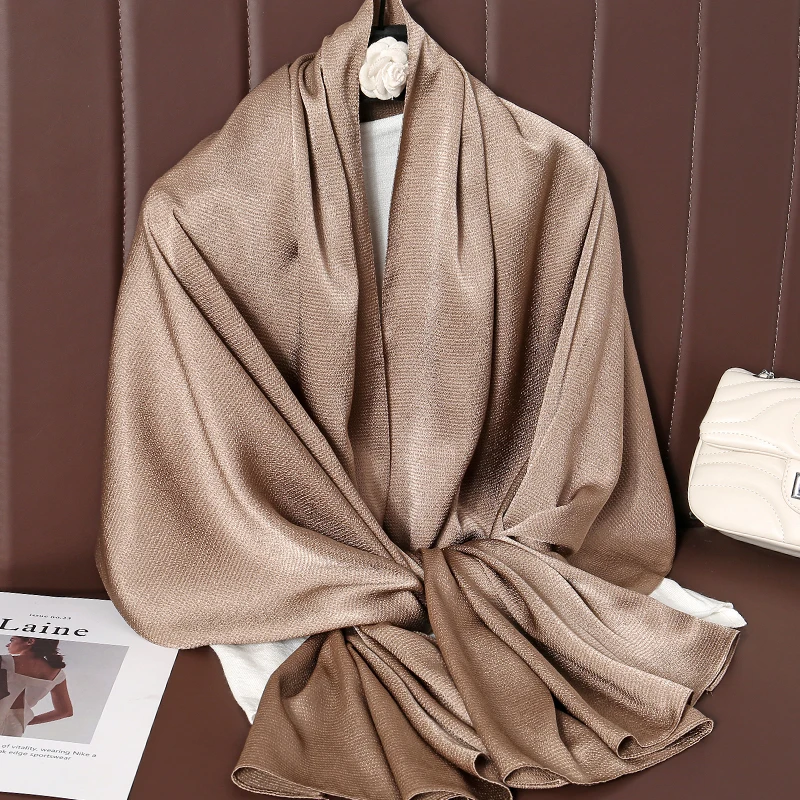 Shiny Satin Muslim Hijab for Women Soft Lightweight Bandana Solid Color Head Scarf Elegant Daily Wear Islamic Shawl Head Wrap view 4