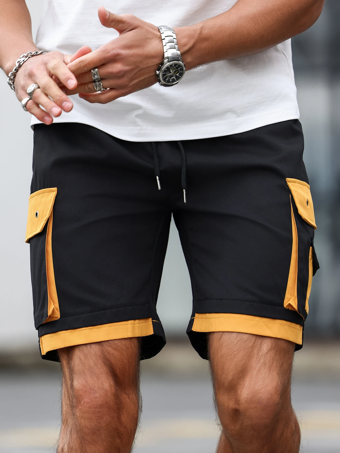 Mens Color Block Yellow and Black Personalized Multi-pocket Cargo Shorts