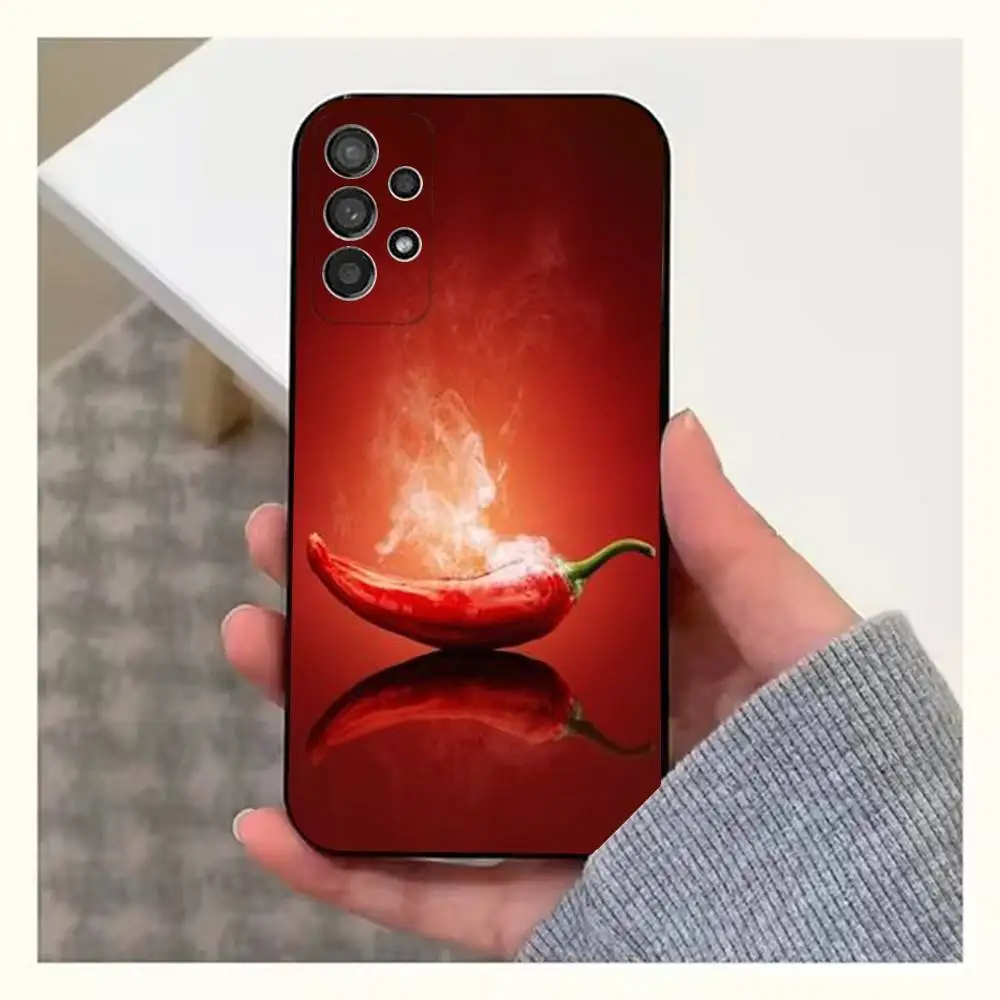 赤い唐辛子柄のスマホケース Samsung S25,S24,S23,S22,S20,S21,S10,Ultra,Plus,Lite,FE対応 ソフトシリコン製 ブラックカバー