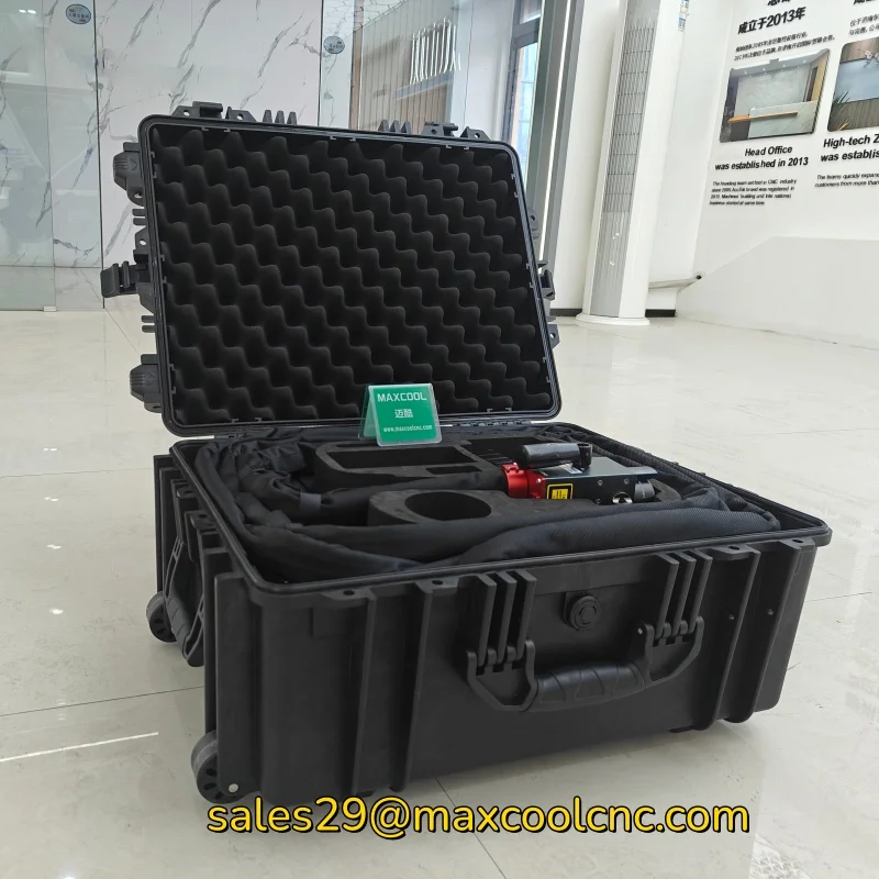 Portable 200W 300W 500W Pulse Laser Cleaner – Mini Suitcase Design for Precise Metal Rust & Paint Removal on wood