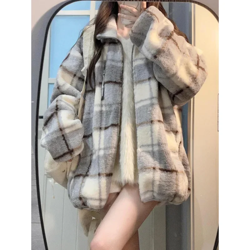 Retro French Gentle Style Imitation Lamb Wool Checkered Coat for Women, Winter Casual Loose Cardigan for Women