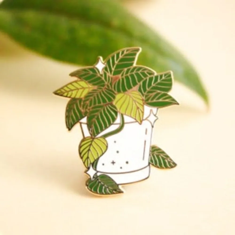 Hoya Splash Plant Enamel Pin | Houseplant Lapel Pins Badge | Potted Plant Brooch | Gifts for Plant Lover