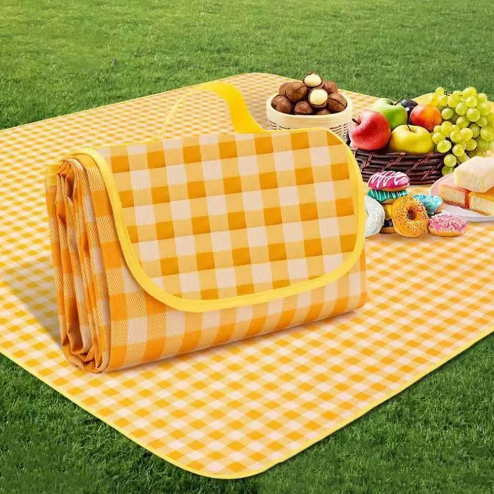 Plaid Picnic Blanket Waterproof Portable Picnic Blanket Classic Plaid Rectangle Mat for Outdoor Camping Thickened Foldable