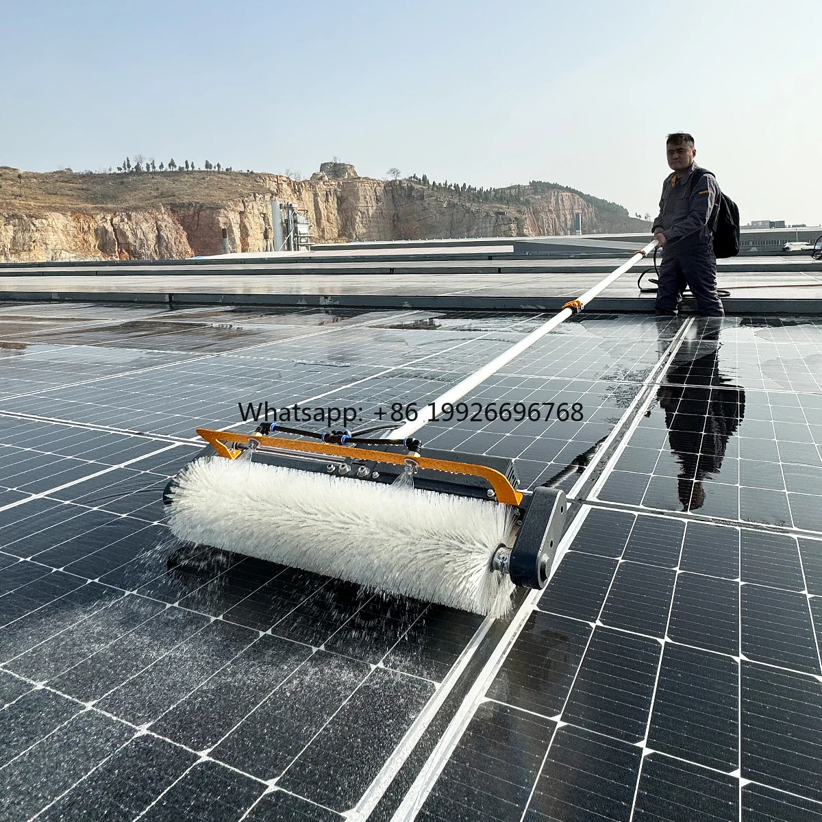 

Zhenda Factory AC Power 7.5M Roller Head Photovoltaic Brushless Motor Water Cooling Waterproof Solar Panel Cleaning Brush