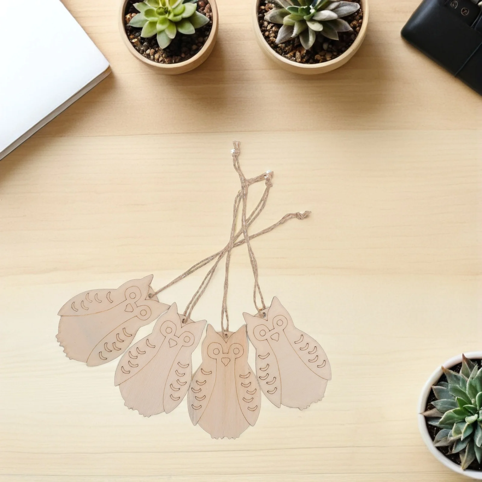 

30pcs Creative Wood Ornaments Unfinished Owl Hanging Diy Wooden Slices For Halloween Decor Animal Cutouts Craft Kids Adults Home