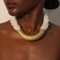 Statement Vintage Pearls Necklace with Bling Geometry Pendant for Women Girl Trendy Vintage Wedding Party Jewelry