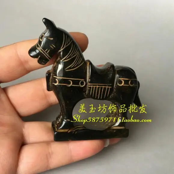 

Jade Collection: Natural Xiuyu, Old Jade Horse, Han Dynasty War Horse Decoration, Objects