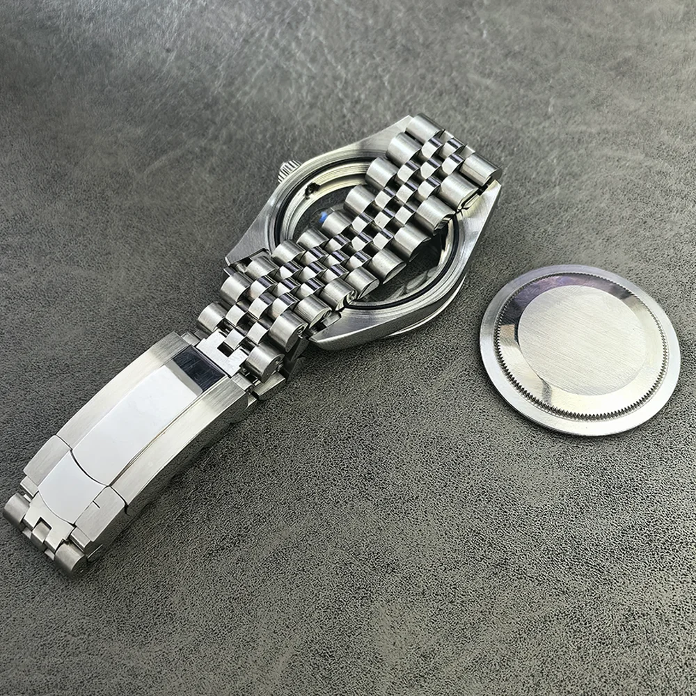 حافظة ساعة من الفولاذ المقاوم للصدأ مع كريستال الياقوت وعرض خلفي يناسب حركات NH35/NH36 سوار بمشبك 36 مم و39 مم