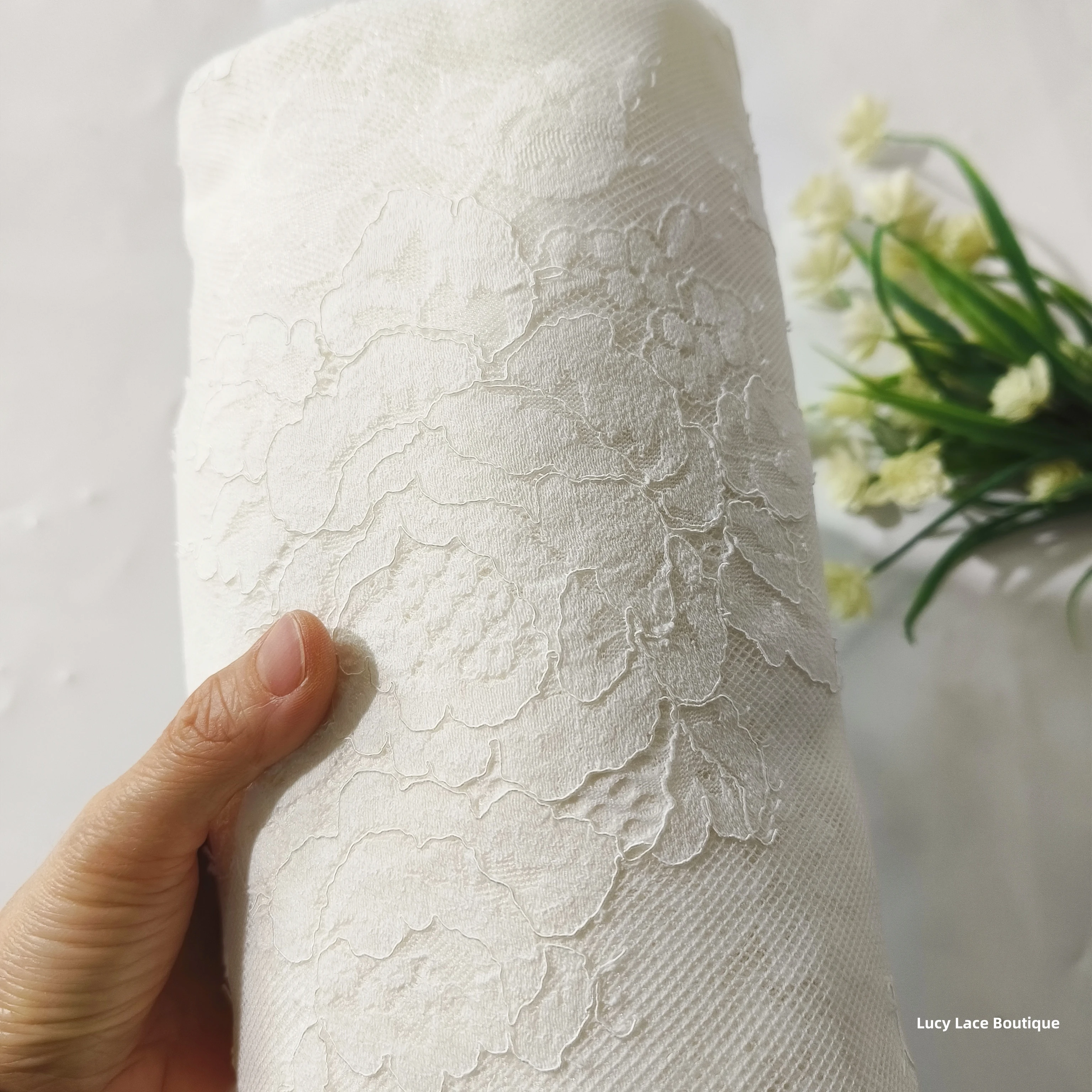 

Хлопок, качество, большие цветы, кружевная ткань, ресницы, французское кружево, женский костюм, платье, шитье, кружево, ширина 1,5 м, цена 3 м, роскошь