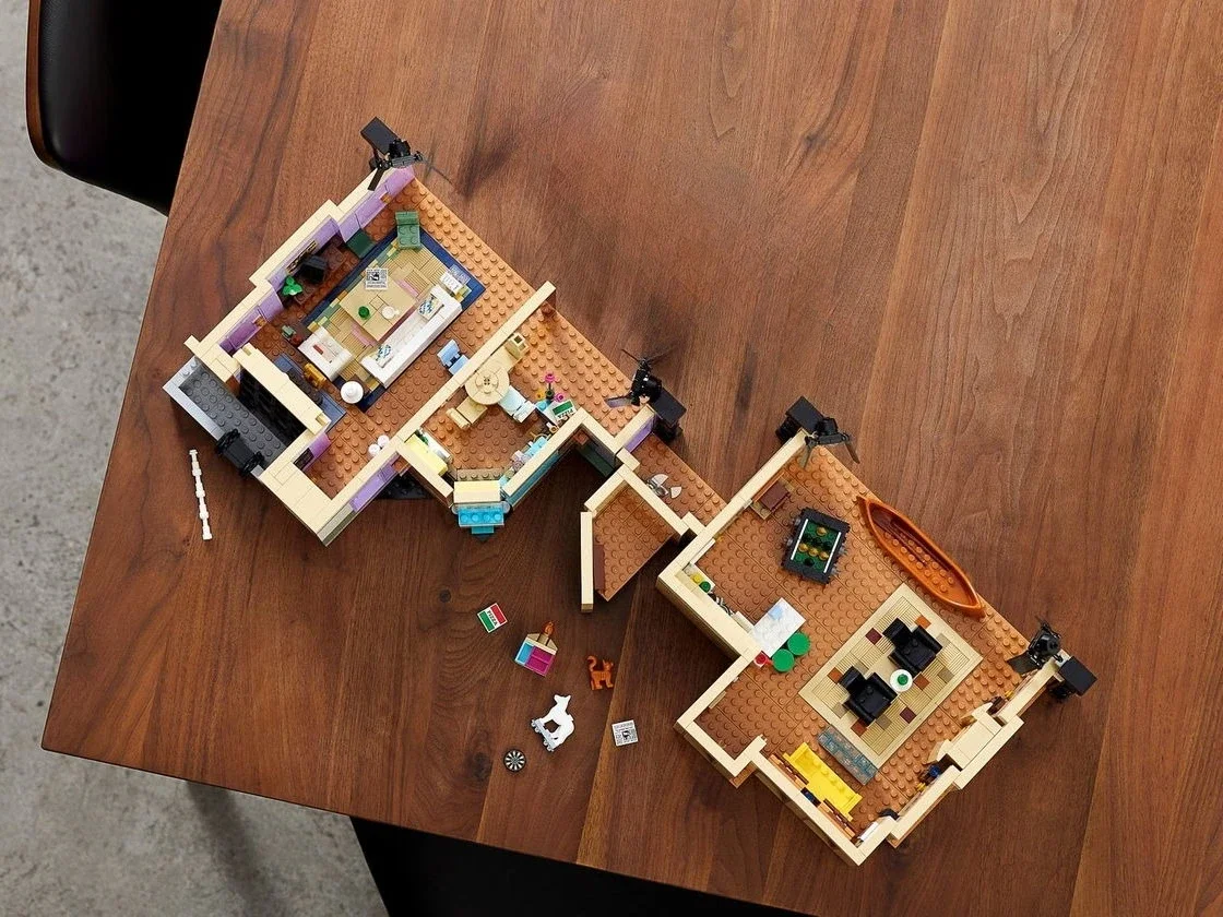 LEGP 10292 2048pcs ภาพยนตร์ Apartment ฉาก Building Blocks ชุดชุดของเล่นสูง Restored ภาพยนตร์คลาสสิกฉากคอลเลกชันของขวัญ