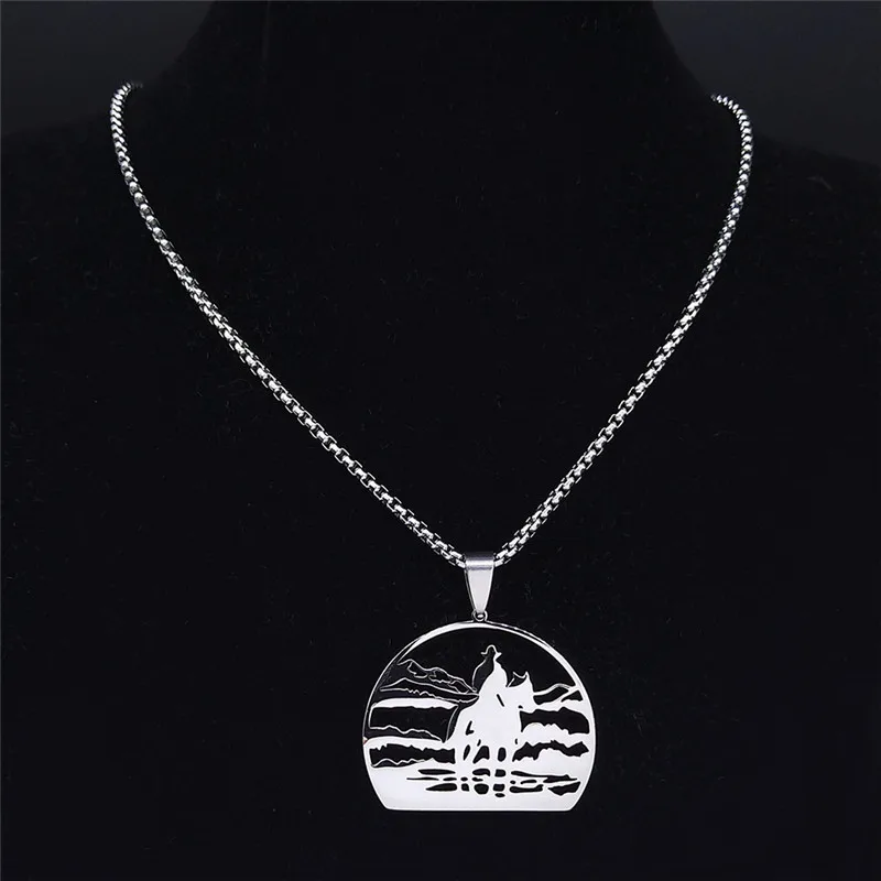 West Cowboy Style Beautiful Scenery Clouds Snow Capped Mountains Cowboys Riding Horses Necklace for Men Stainless Steel Jewelry