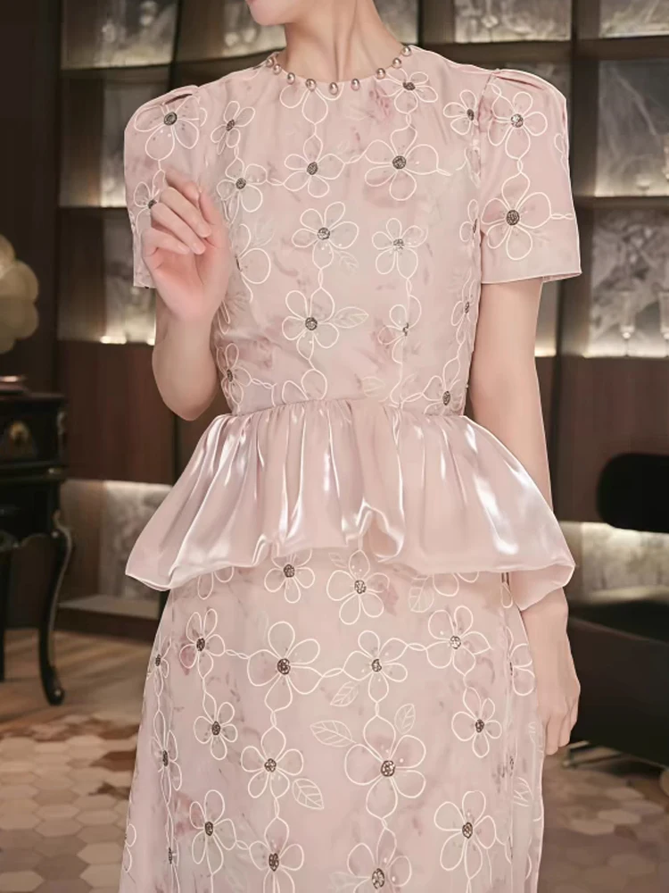 Robe rose de célébrité exquise pour femmes, élégante, fleurs brodées, volants en soie brillante, longue Robe de bal d'anniversaire