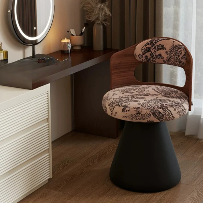 Dressing Makeup Vanity Stool Low Kids Bedroom Weird Vanity Stool Cute Wooden Silla Para Tocador Maquillaje Luxury Room Furniture
