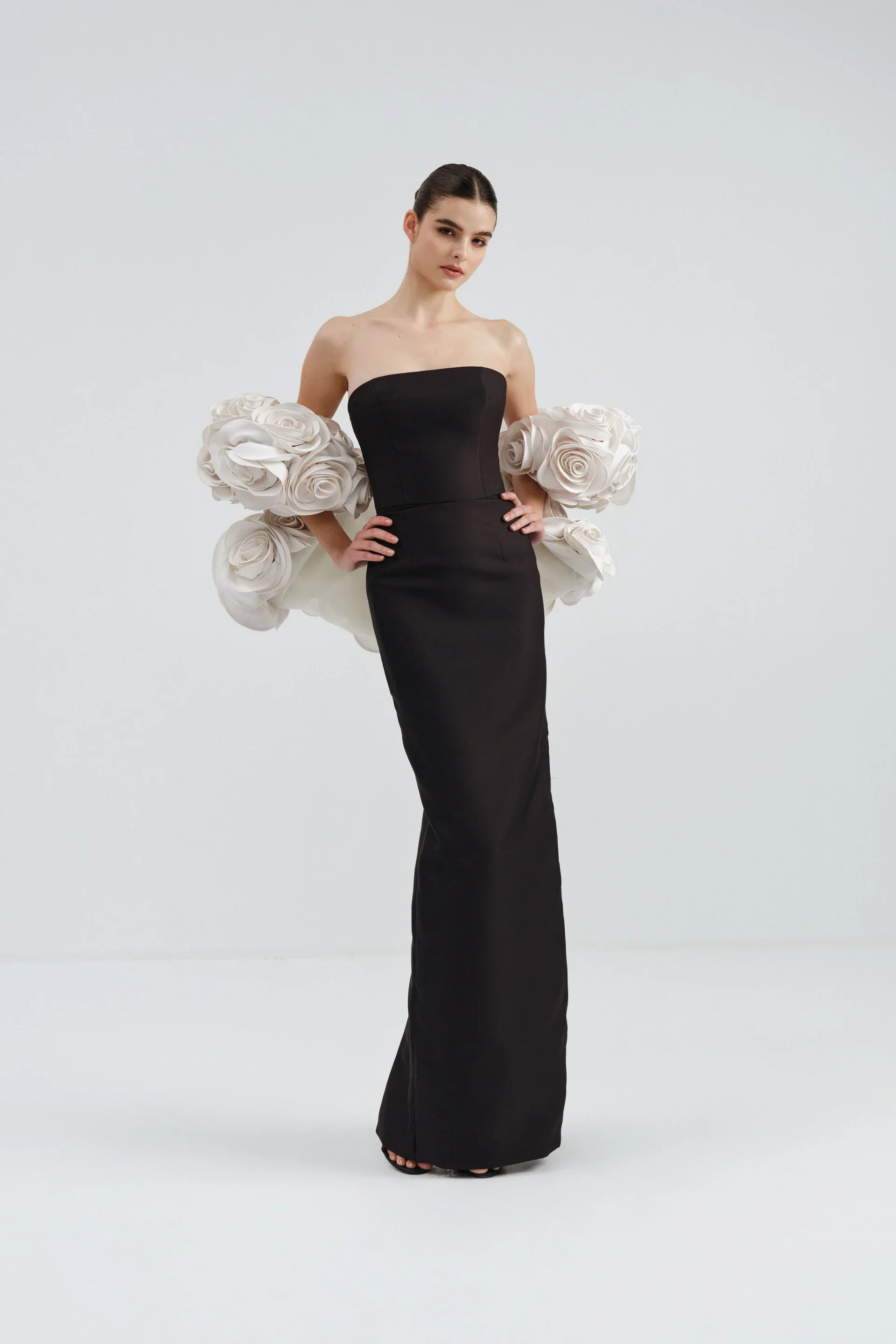 Roter Teppich-Umhang, volumetrisches Blumen-Hochzeitsumhang, 3D-Rosenblumen, Brautverpackungen, Couture, abnehmbarer Umhang, Schal, Uhr, Fotoshooting, individuell