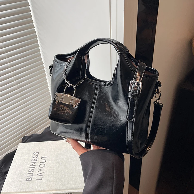 حقيبة يد راقية ذات سعة كبيرة، متعددة الاستخدامات، حقيبة كتف بتصميم سلة خضروات بسيطة للنساء