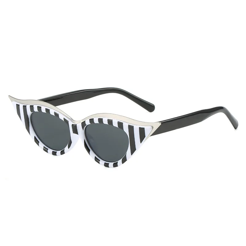 

Retro Cat Eye Striped Sunglasses Women UV400 Vintage Style For Street Fashion Festival Party Daily Wear Trendy Eyewear