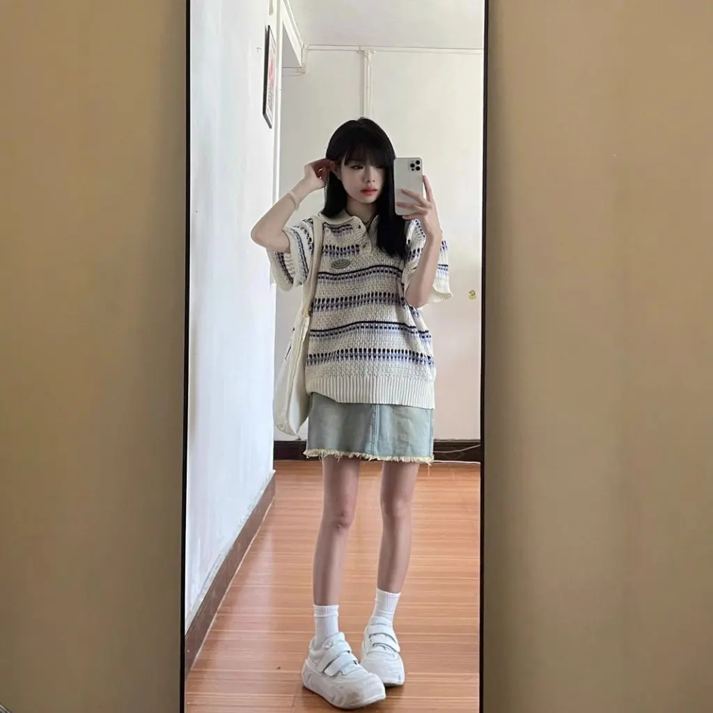 

Women's College Style Knitted Polo Shirt Summer Trendy Loose Top Short-Sleeved Striped Design Casual T-shirt