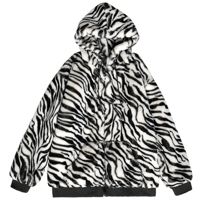 

Женская плюшевая куртка с капюшоном и узором под зебру, осенне-зимняя новинка, свободная утепленная модель из имитации кроличьего меха