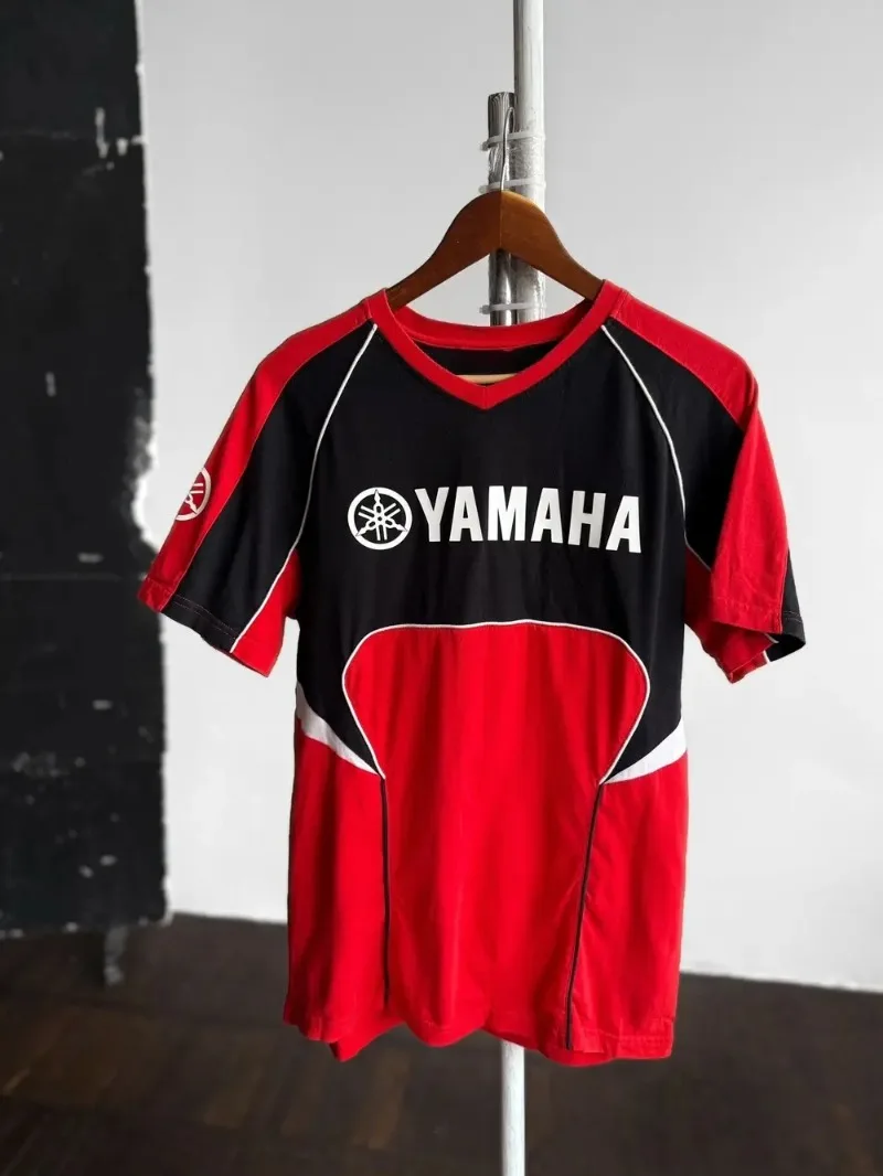 

Летняя модная тенденция: футболка с принтом Yamaha, красная, с V-образным вырезом, с короткими рукавами, для мужчин и женщин, удобная спортивная одежда для езды на мотоцикле