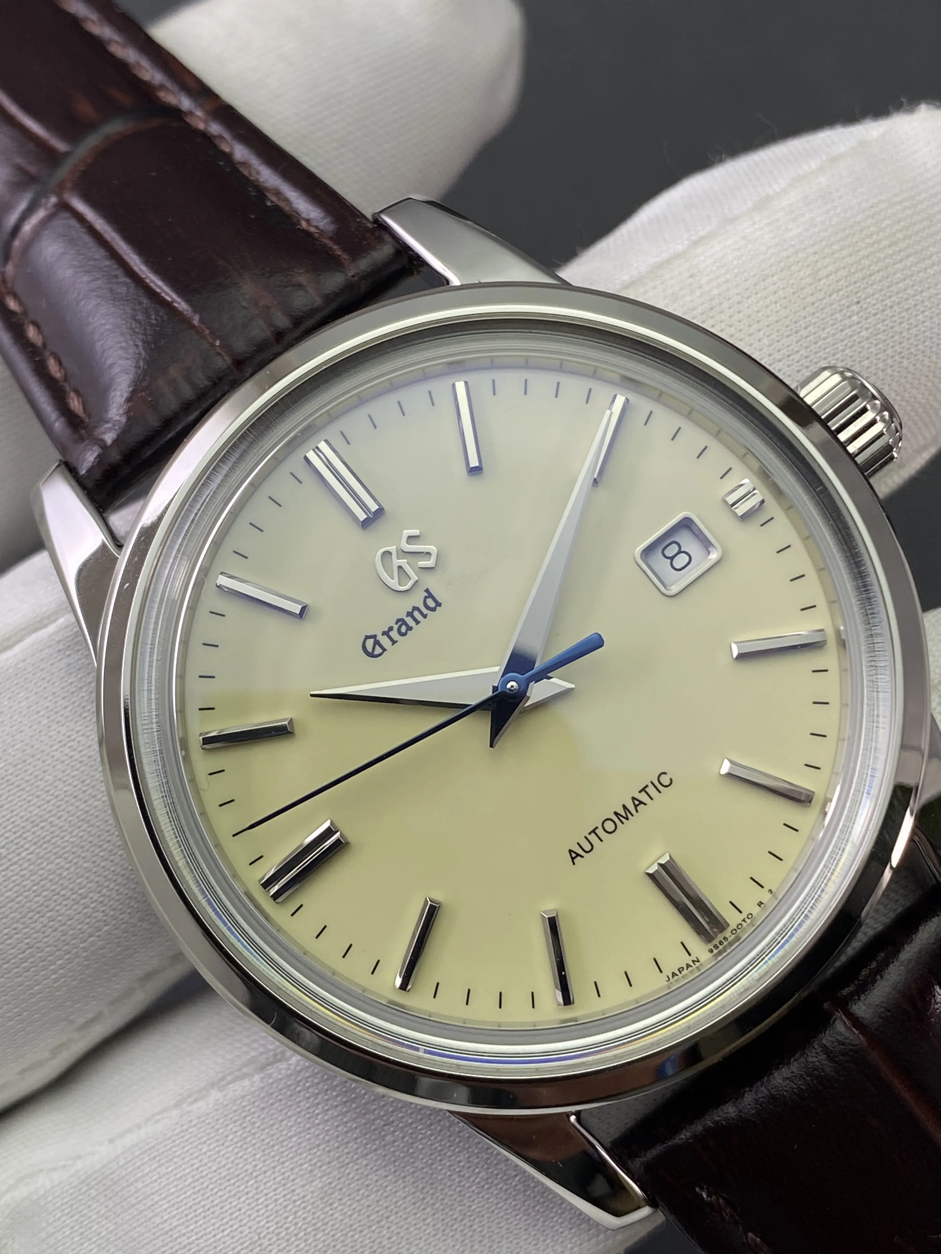 GS 自動巻き機械式メンズ腕時計、浮世絵風エナメル加工のクリ - Omega Watch Constellation のレビューと価格