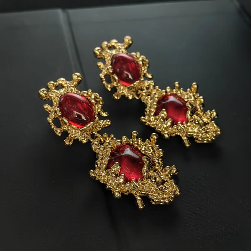 

Vintage Ruby Earrings from Europe and America