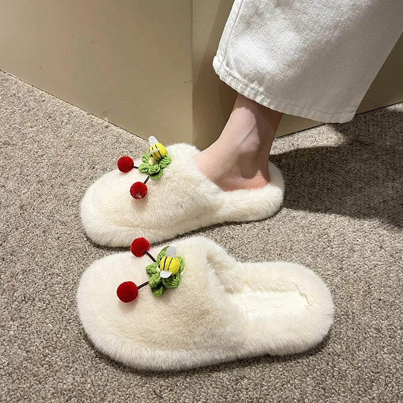 Cute Bee Women Slippers Autumn Winter Cotton Flat Fluffy Slippers Woman Home Indoor Fur Shoes Warm Soft Plush Slippers