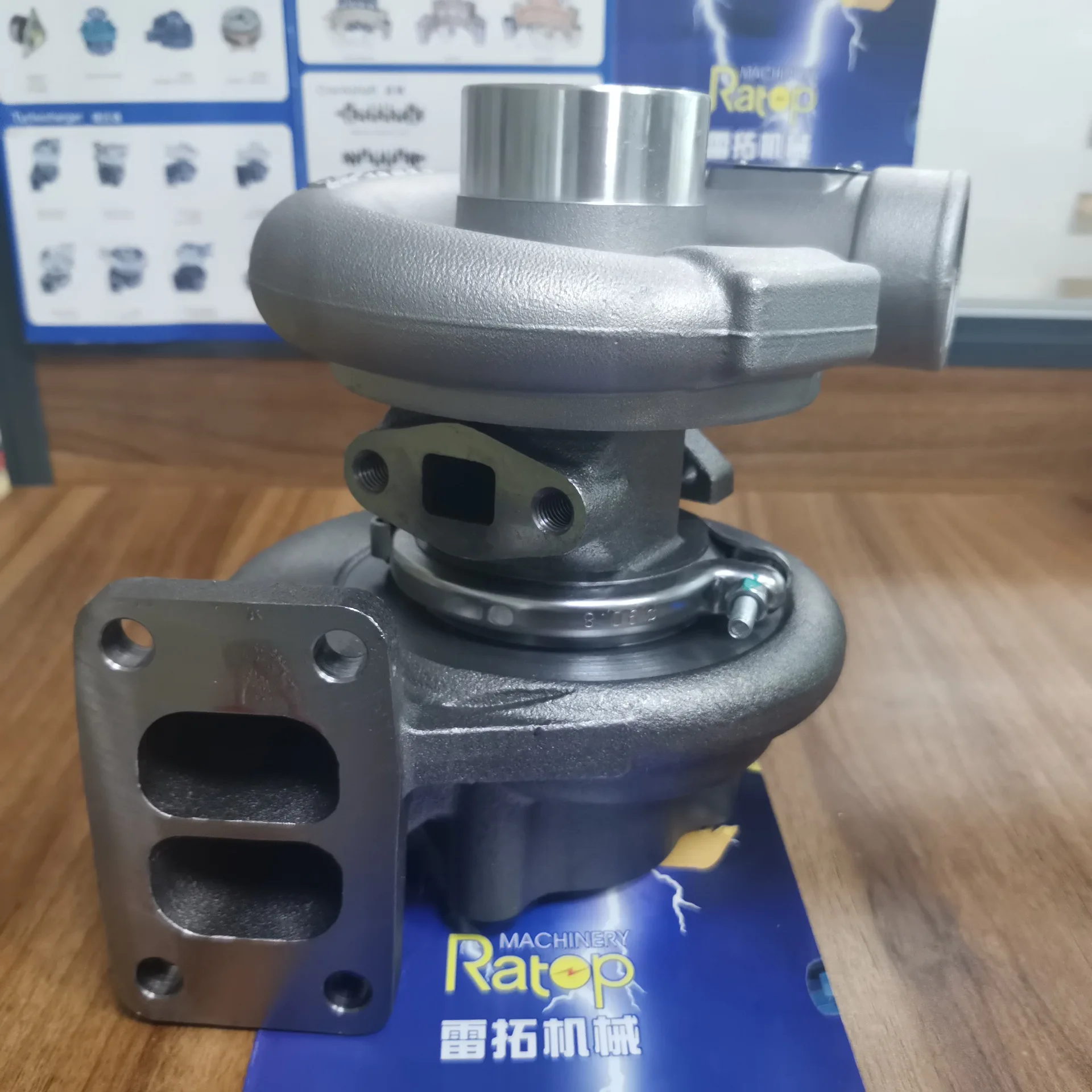 Excavator Accessories SK200-6 SK200-6E Supercharger ME440895 49185-01030