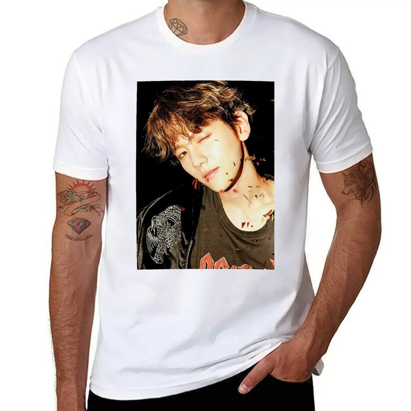

Baekhyun T-Shirt man tshirt man t shirt graphic T-Shirt