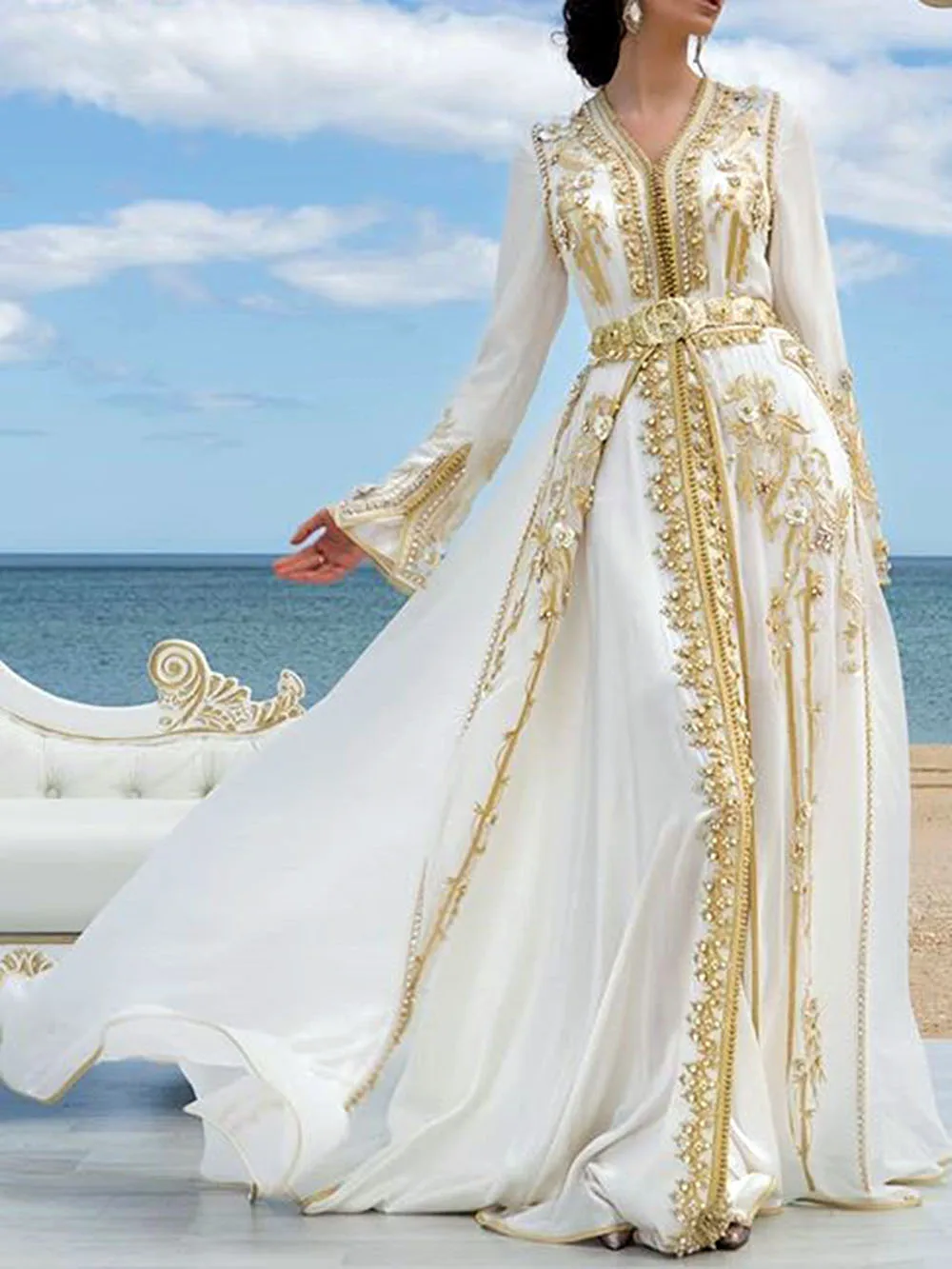 

Elegant Arabic Muslim White Chiffon Formal Evening Dresses Golden Lace Appliques Moroccan Kaftan Dubai Mother Prom Party Dress