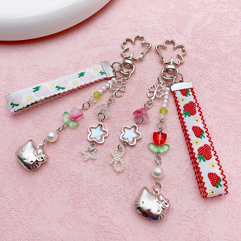 Sanrio Hello Kitty Phone Chain Kawaii Strawberry Head Girl INS Style Beaded Pendant Cute Cartoon Backpack Decorative Gifts