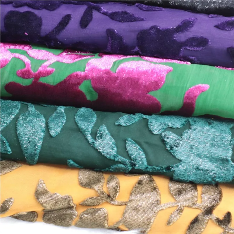 

Woven brocade velvety semi-lustrous silk mottled and embossed velvet fabric for nightgowns cheongsam skirts