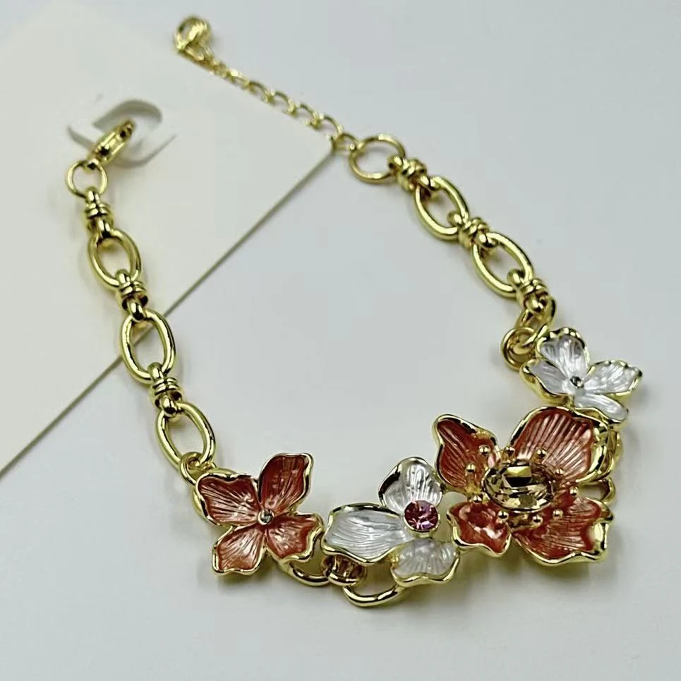 

Bohemian Beach Style Bracelet For Women Starfish Shell Charm Bangle Girls Summer Fashion Jewelry Accessories