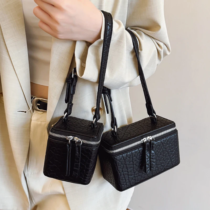 

Chic Box Handbags For Women High-end Black Mini Small Square Bag Fashion Pu Leather Shoulder Pack Trend Commuter Crossbody Bags
