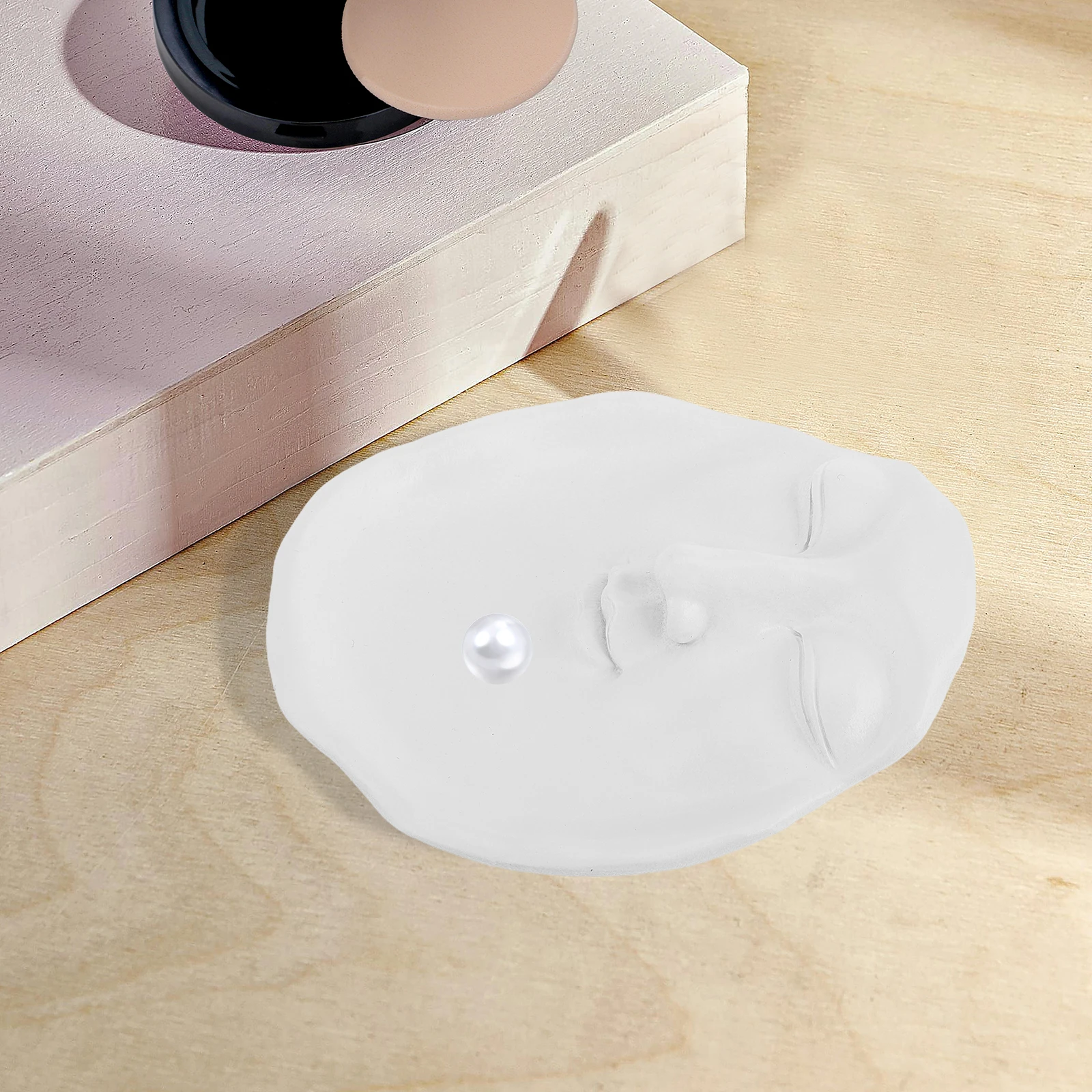 

Creative Face Tray Props Jewelry Plates Dessert Trays Aesthetic Dish Storage Resin Jewelry Tray Organizer Home Decor