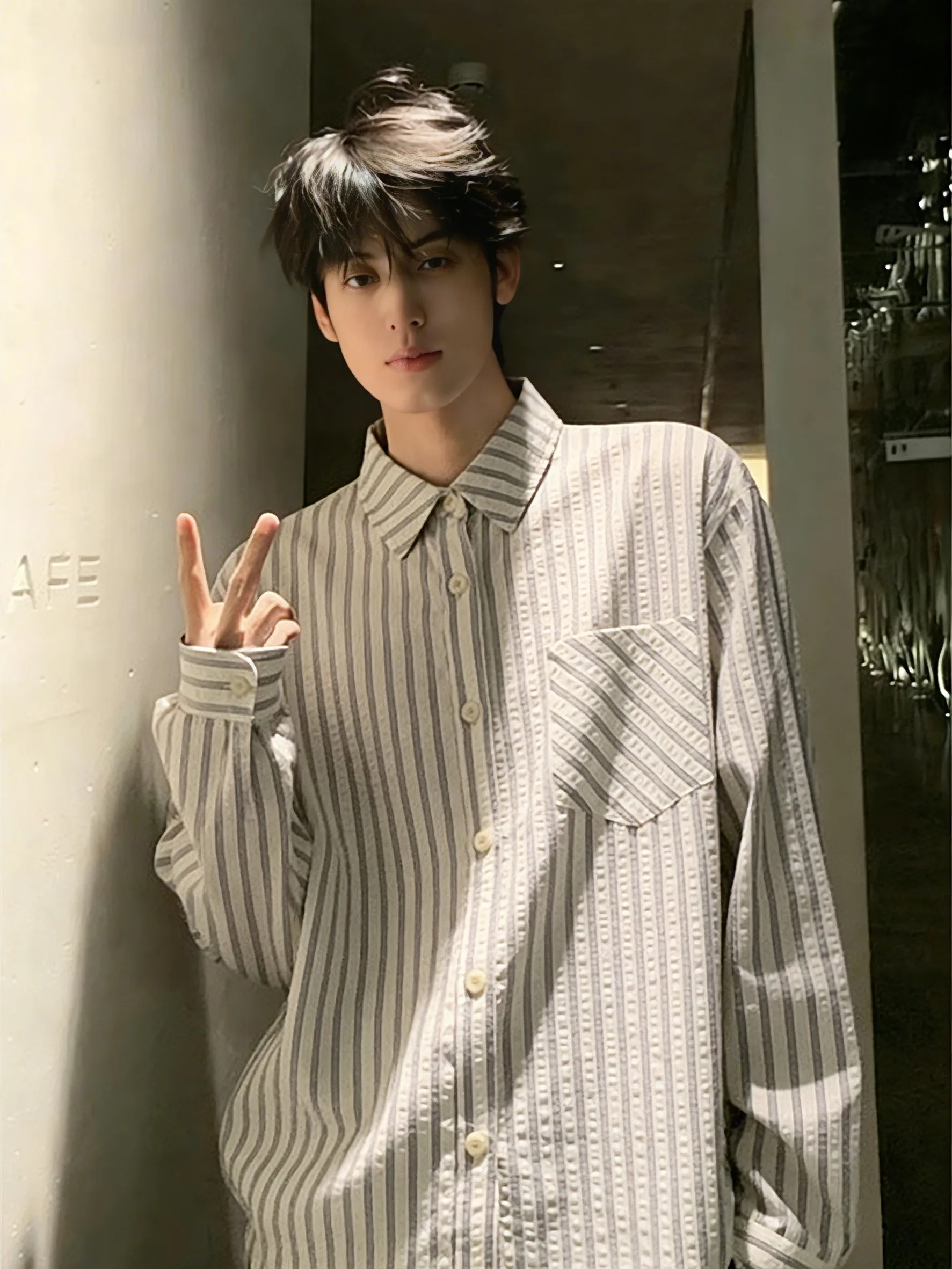 

White Striped Bubble irt Men's Sle Spring Autumn Casual Lazy Faion High nce Sensation Miu System Haome irt