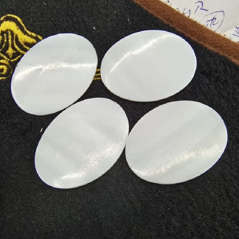 4PCS Nature White Shell Pendants Mother Of Pearl Oval Shape Good Quality 40X30MM Thickness 2MM For Women\'s Pendants Making Parts