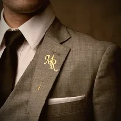 Custom Initials Lapel Brooch Letters Lapel Pin Personalized Pin Gift For Men Gold Color Wedding Bridegroom Accessories Jewelry