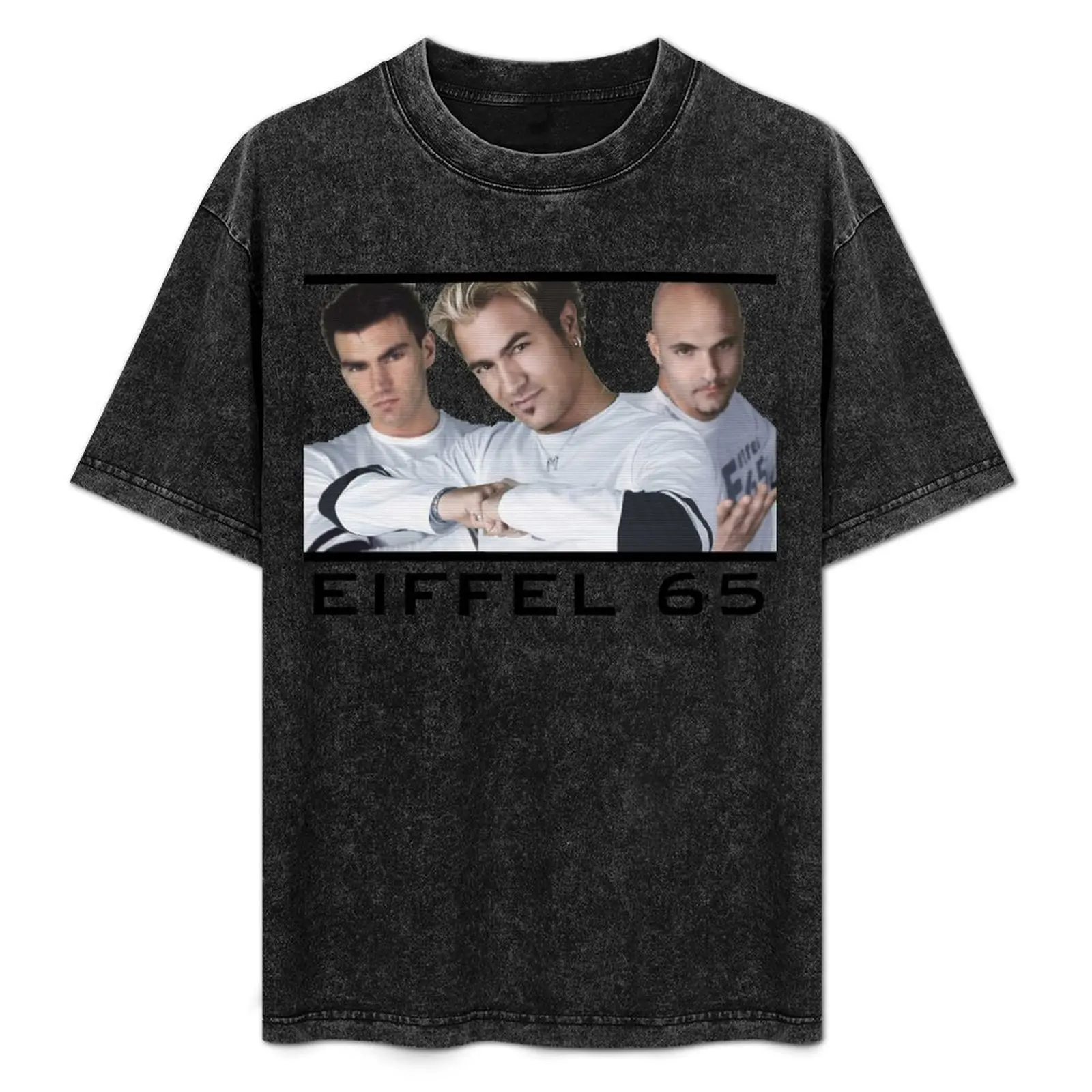 

Eiffel 65 - Contact T-Shirt Cool Dry Performance T-Shirt