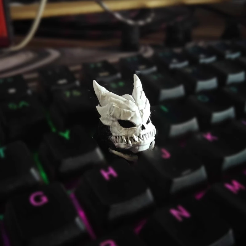 Monster Keycaps Custom White Cool Skull Cross Axis Mechanical Keyboard Keycaps Original Design 3D Resin Handmade Cartoon Keycaps