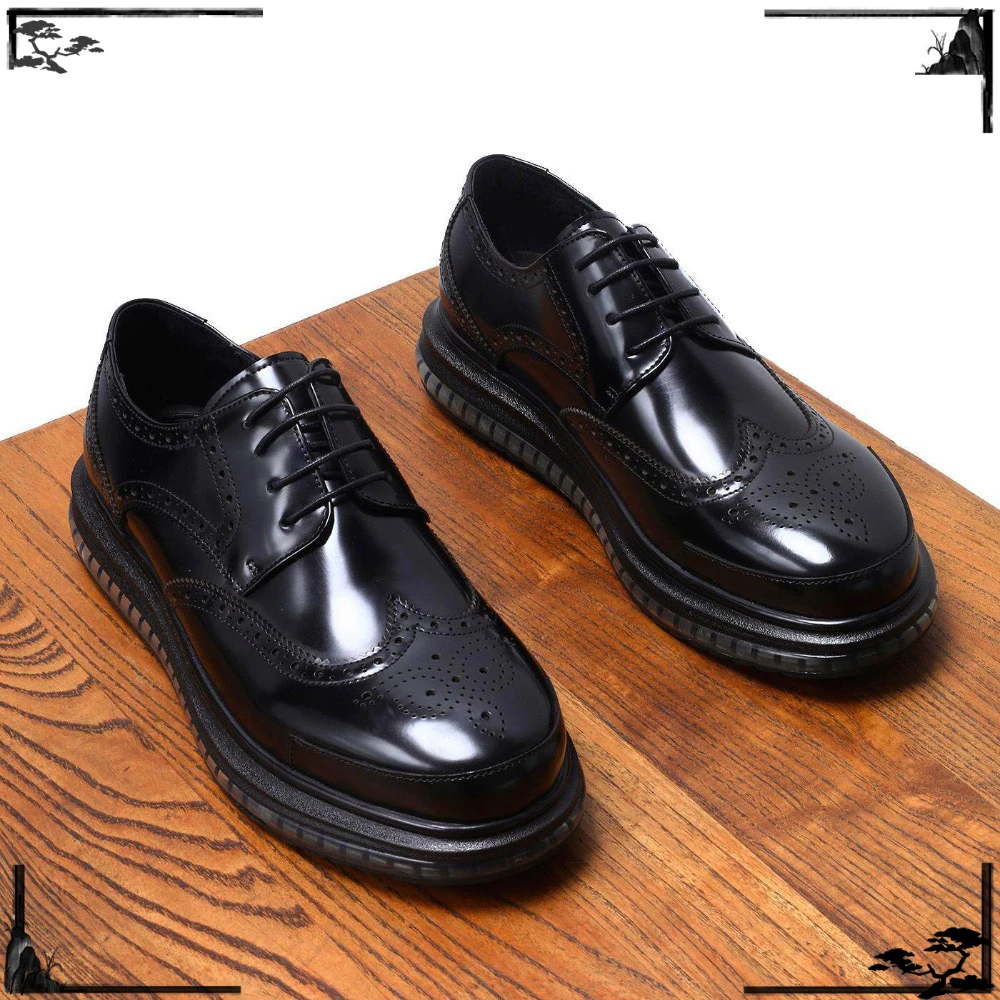 Summer Mens Full Grain Leather Brogue Carved Dress Shoes Genuine Leather Business Casual Patent Leather Round Toe Shoes