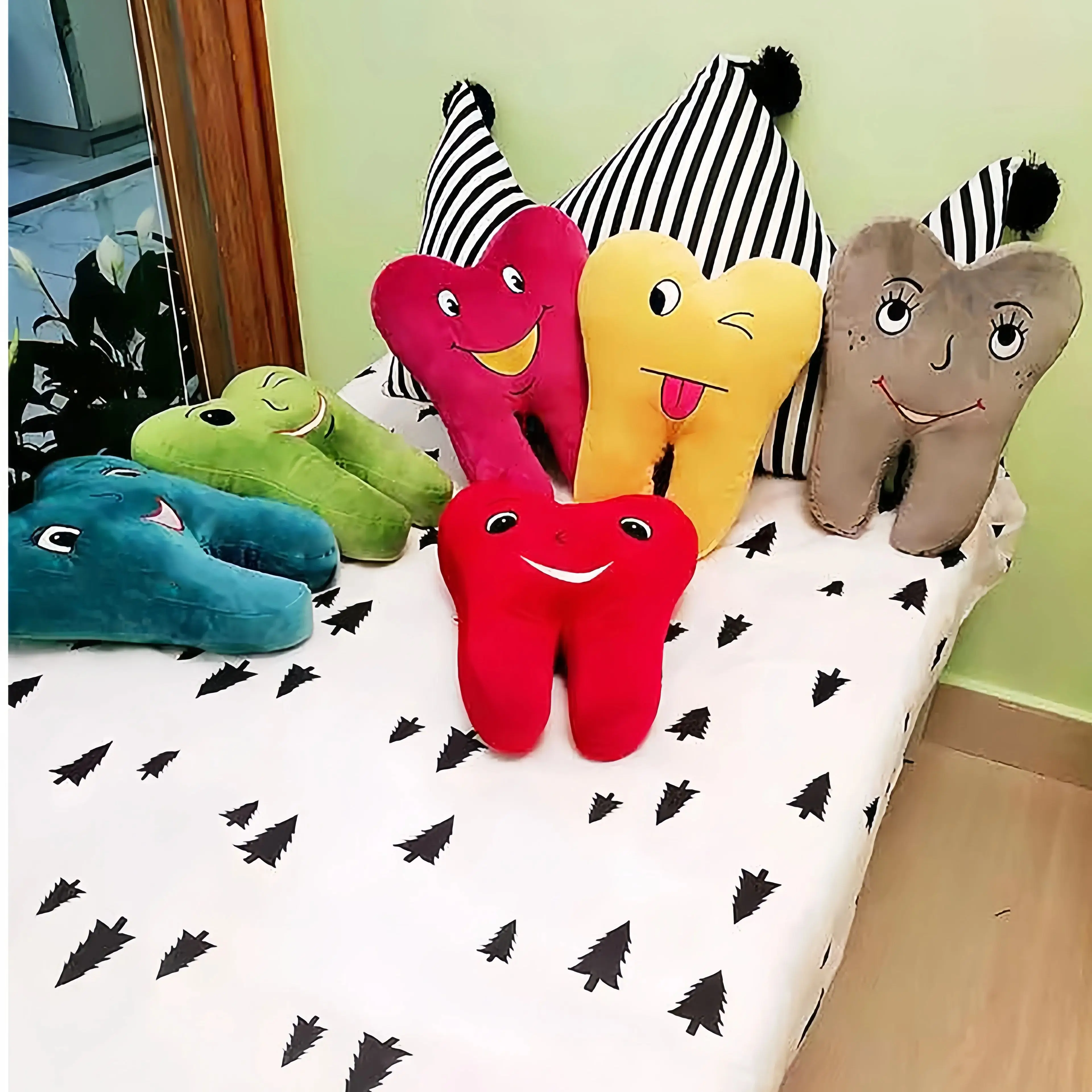 Cute Tooth simling dolls for dental clinic decorative gift Christmas Plush Toy Stuffed Pillow Kids Friends Birthday Daily