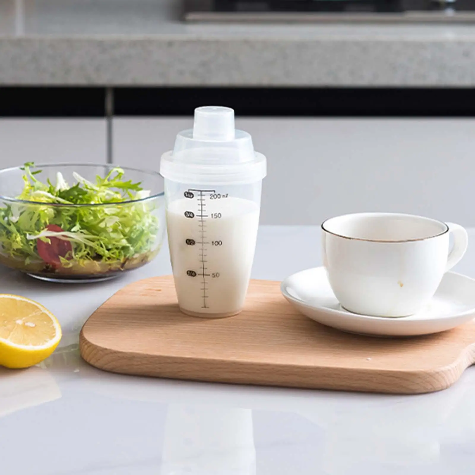 Protein Shaking Blender Versatile Shaker Bottle Water Cup With Scale Mix Protein Powders Cocktail Shaker Matcha Apart Beverage