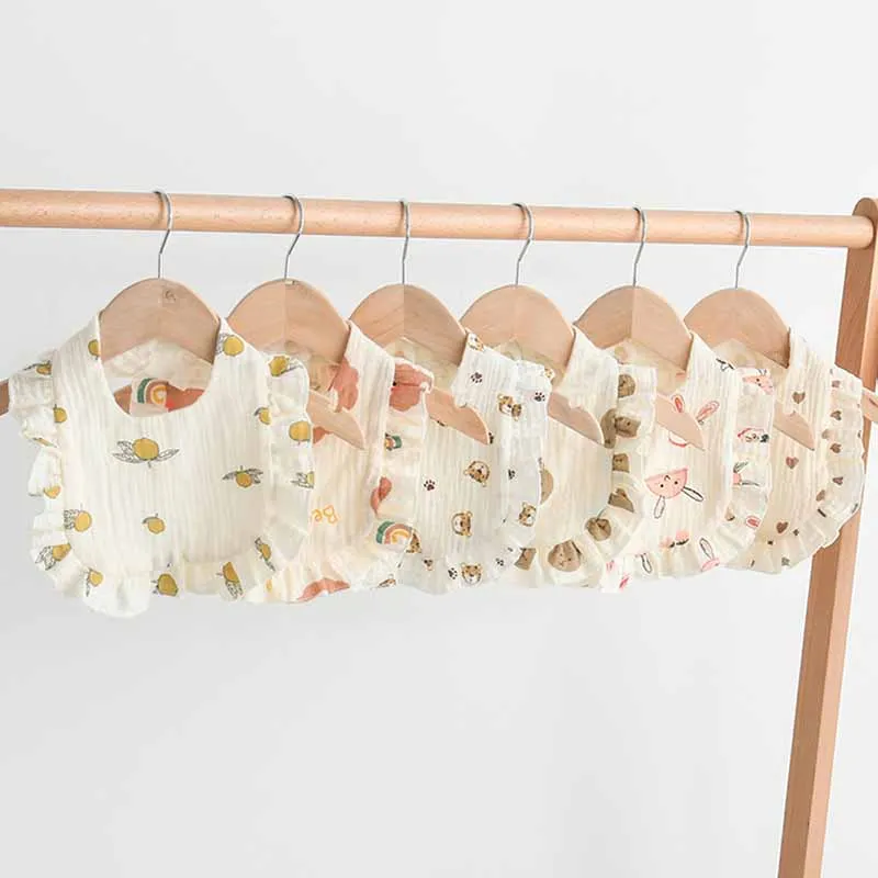 2pcs Baby Feeding Bibs Set Ruffle Cute Cartoon Printing Toddler Burp Cloth Cotton Soft Gauze Kids Saliva Towels Bib Baby Stuff