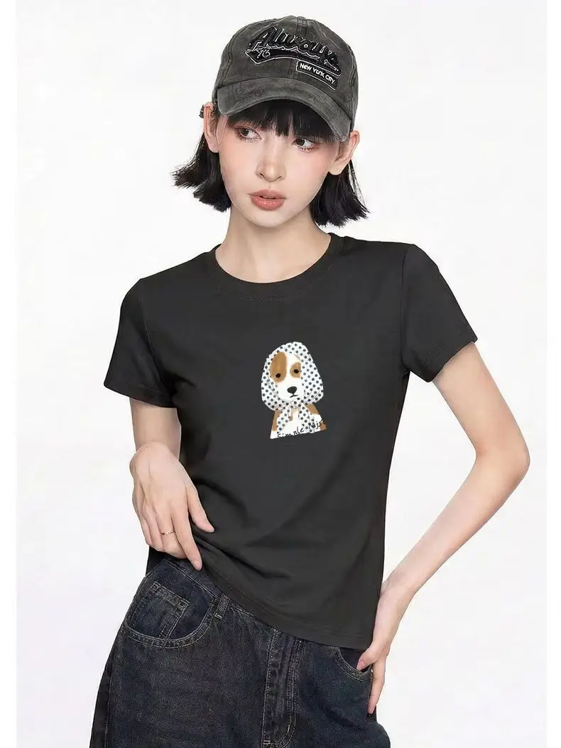 

Women's Short-Sleeve T-Shirt with Scoop Neck and Straight Shoulders: Summer Pleated, Breathable, Slim-Fit, Simple Versatile