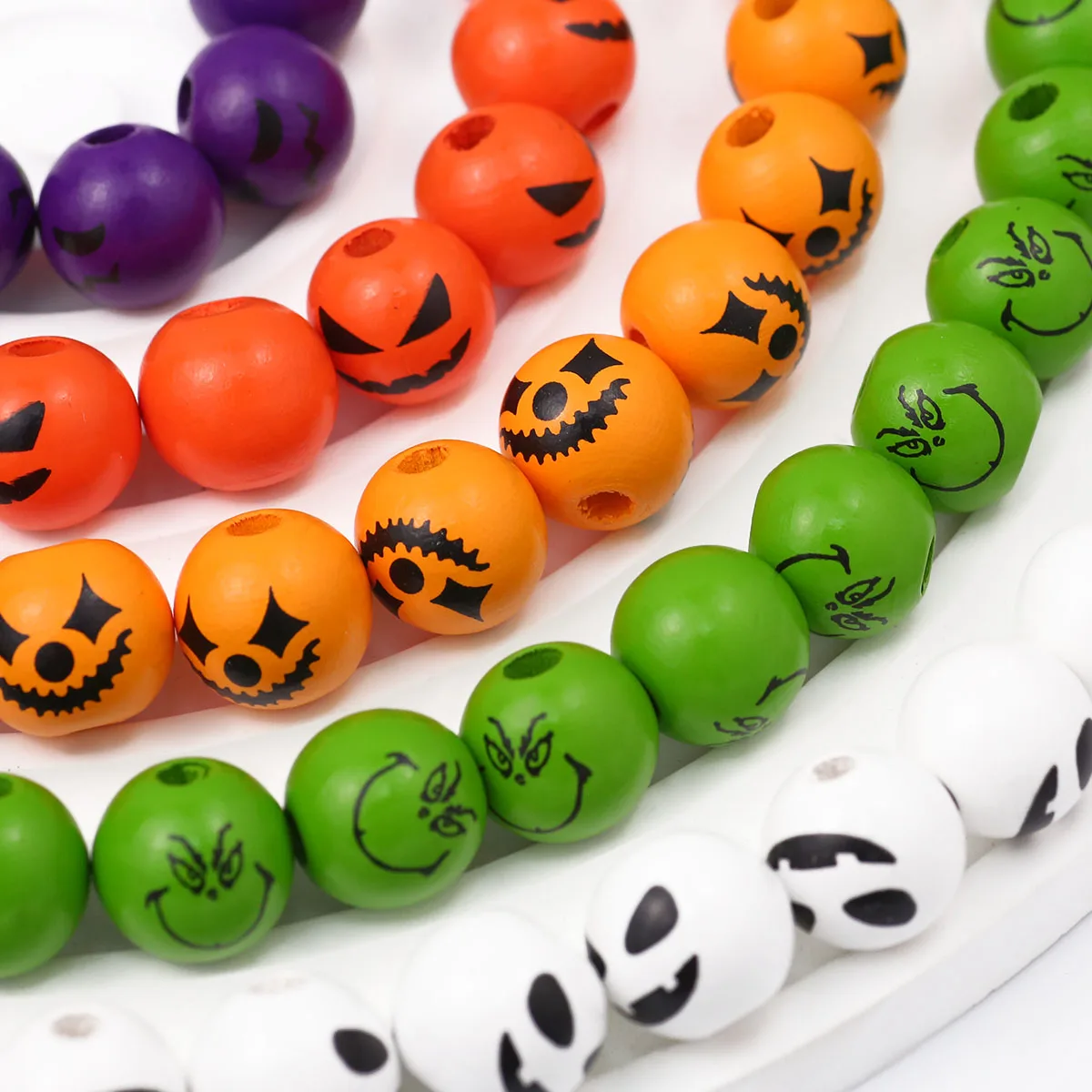 Halloween ideas 16mm Ghose Vampire Green Wooden Holiday Loose Beads for Bracelet Making Jewelry Beaded Charms Accessories DIY