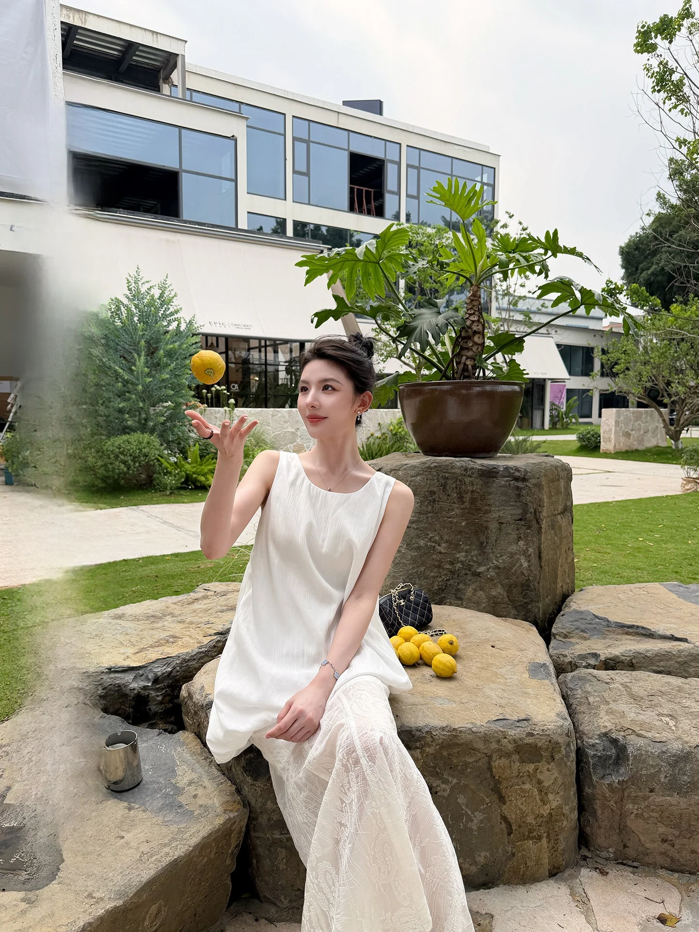 

Minimalist Asymmetric Sleeveless Vest Jiang Wen White Boiled Water Sister for Younger Outerwear Summer Women's Fashion U-Neck...