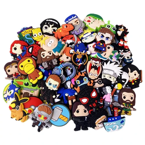 Imagen 2 del producto 50-200 Uds. De dijes de zapatos de dibujos animados de mezcla aleatoria para zuecos, sandalias deslizantes de burbujas, accesorios de decoración de zapatos de PVC para adolescentes o regalos