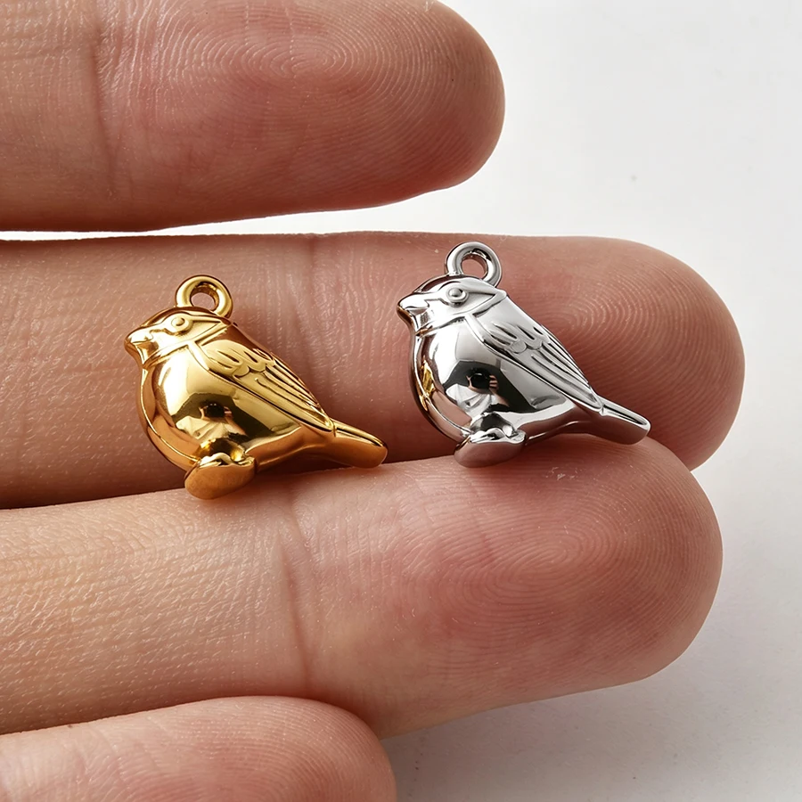 5 Stück Niedliche Tier-Serie Anhänger Hund Vogel Vergoldet 3D Edelstahl Charms für DIY Schmuckzubehör im Ofen Wasserdicht – Detail 7