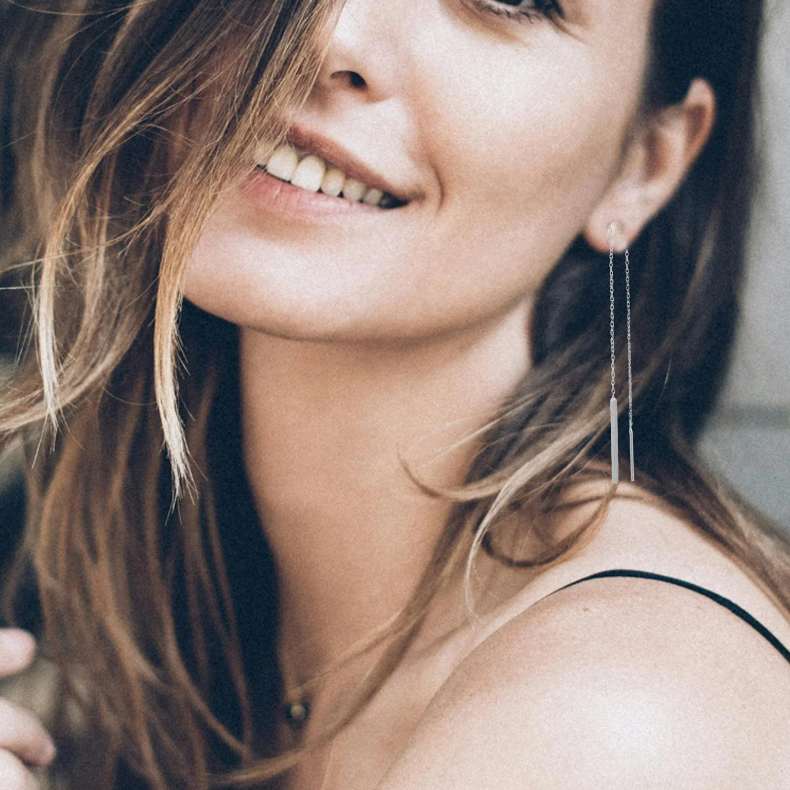 1 пара длинных минималистичных сережек-цепочек с резьбой и кисточками, легкие элегантные висячие украшения для ушей для женщин